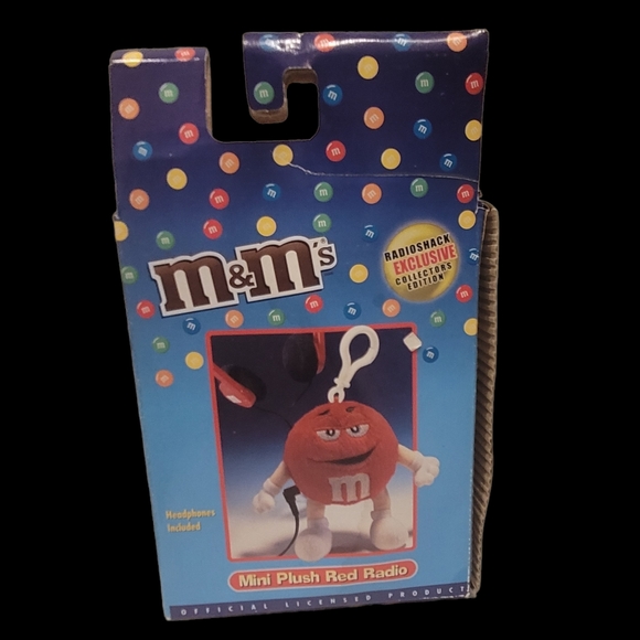 M&M Radioshack Exclusive Collector's Mini Plush Red FM Scan - Picture 11 of 12